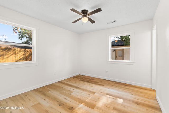 6 High Street, Castle Hayne, NC 28429