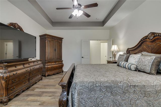 145 Oakridge Drive, Choctaw, OK 73020