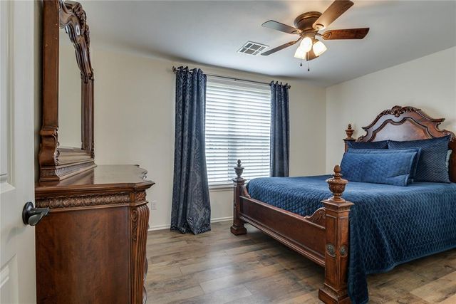 145 Oakridge Drive, Choctaw, OK 73020