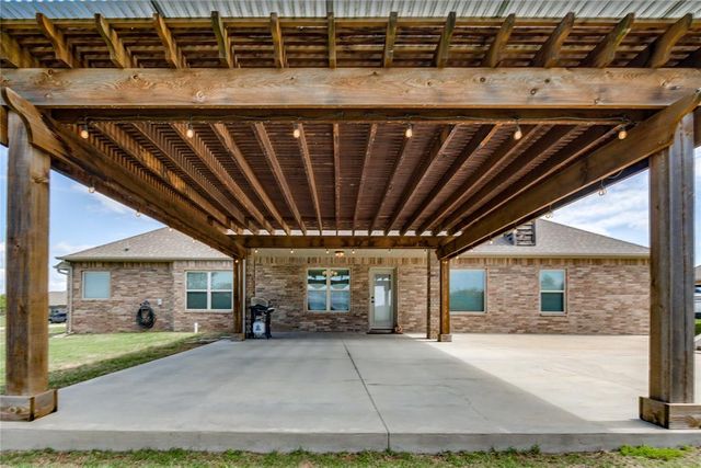 145 Oakridge Drive, Choctaw, OK 73020