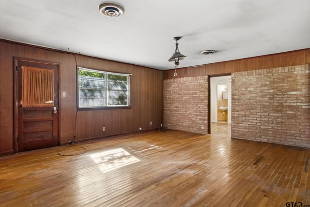 2800 Tanglewood, Tyler, TX 75701