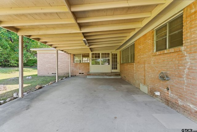 2800 Tanglewood, Tyler, TX 75701