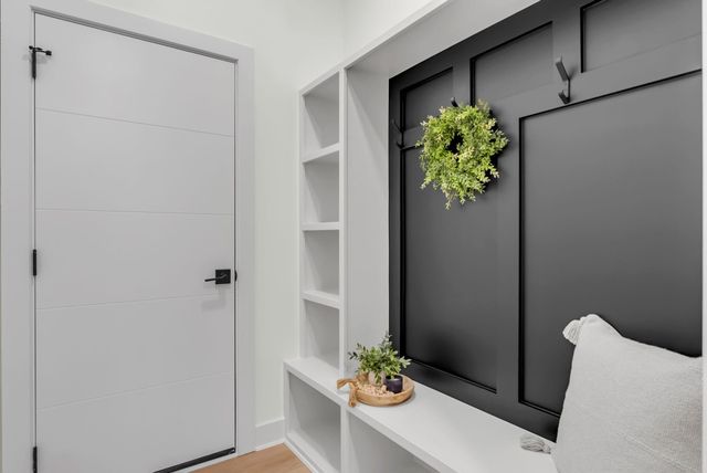 5970 Forbes Ct., Bel Aire, KS 67220