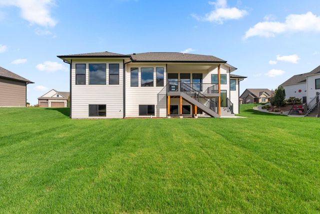 5970 Forbes Ct., Bel Aire, KS 67220