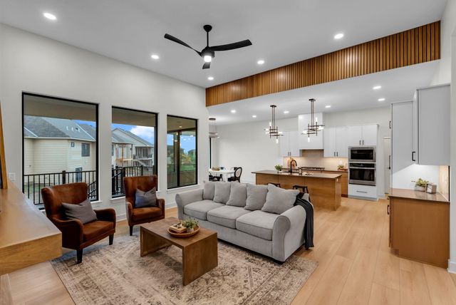 5970 Forbes Ct., Bel Aire, KS 67220