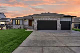 5970 Forbes Ct., Bel Aire, KS 67220