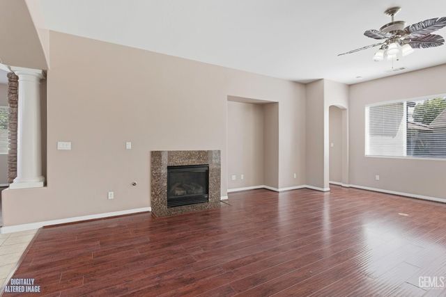 13309 Giro Drive, Bakersfield, CA 93314