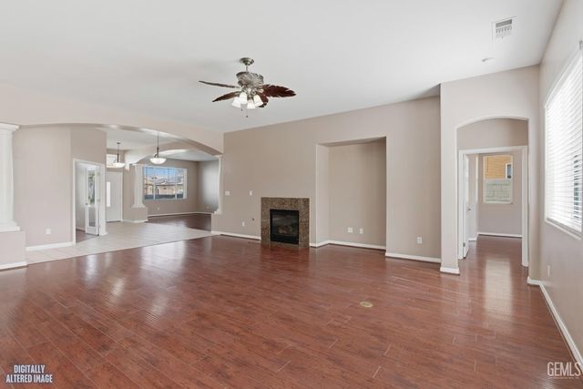 13309 Giro Drive, Bakersfield, CA 93314