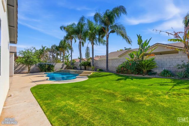 13309 Giro Drive, Bakersfield, CA 93314