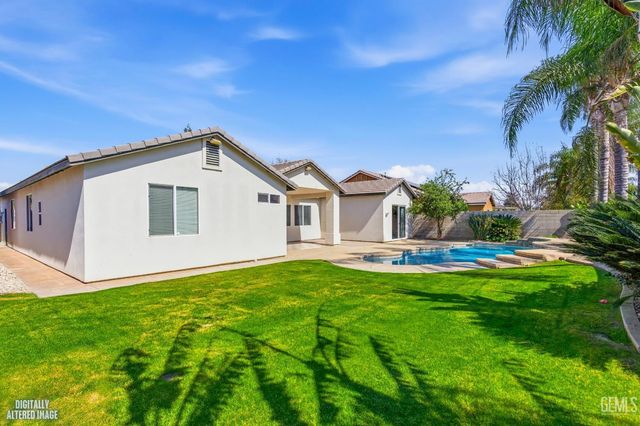 13309 Giro Drive, Bakersfield, CA 93314