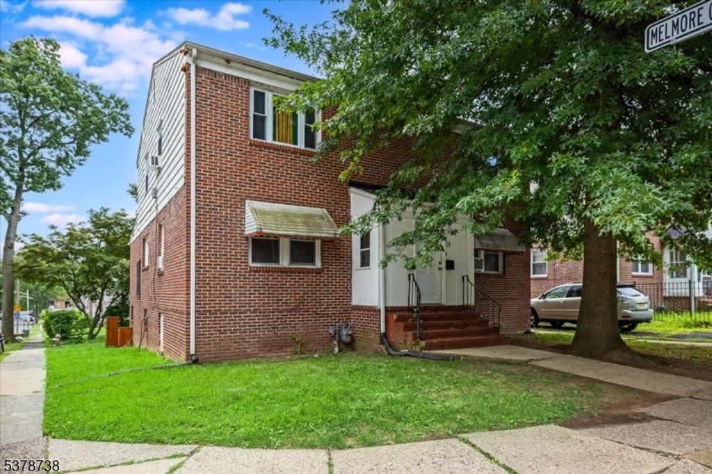 128 Lincoln St, East Orange City, NJ 07017