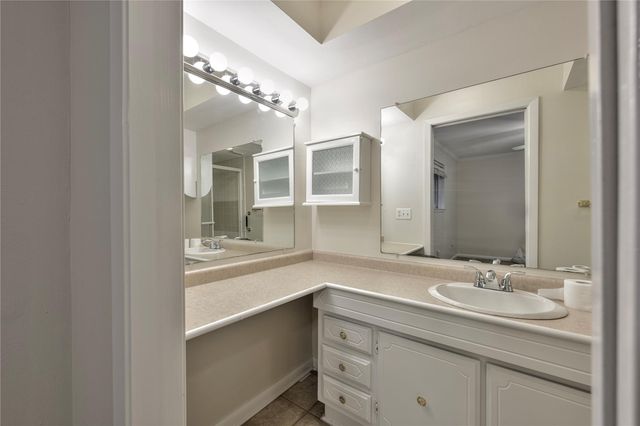 6363 French Chateau Drive, Houston, TX 77088