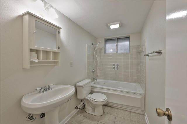 6363 French Chateau Drive, Houston, TX 77088