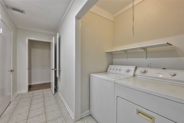 6363 French Chateau Drive, Houston, TX 77088