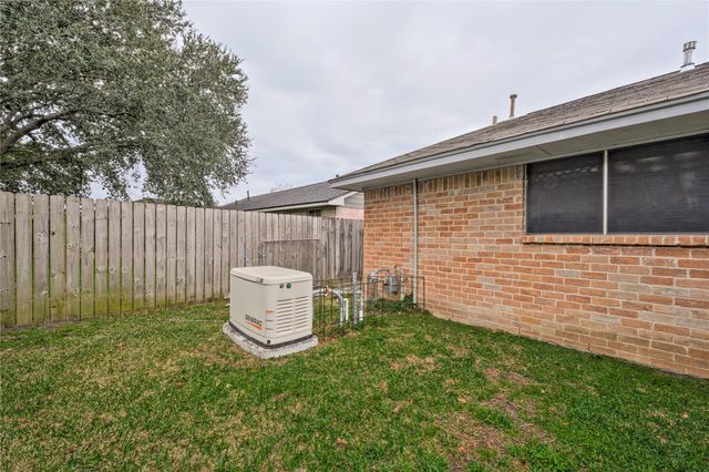 6363 French Chateau Drive, Houston, TX 77088