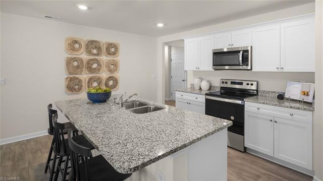 231 Indigo Bunting Court, Lexington, NC 27295