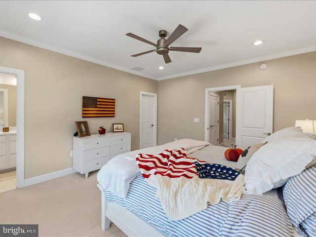 6300 BERKLEY BRIDGE PL, Haymarket, VA 20169