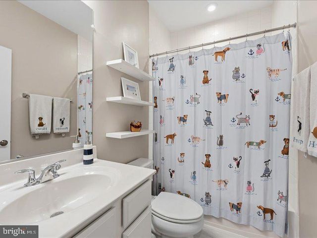 6300 BERKLEY BRIDGE PL, Haymarket, VA 20169