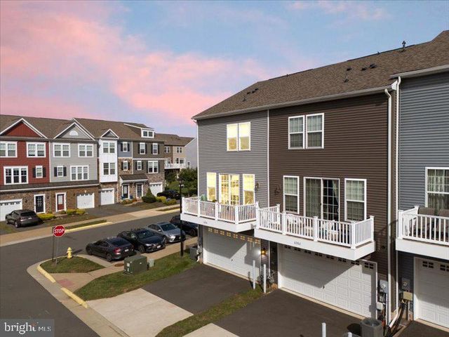 6300 BERKLEY BRIDGE PL, Haymarket, VA 20169