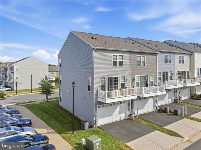 6300 BERKLEY BRIDGE PL, Haymarket, VA 20169