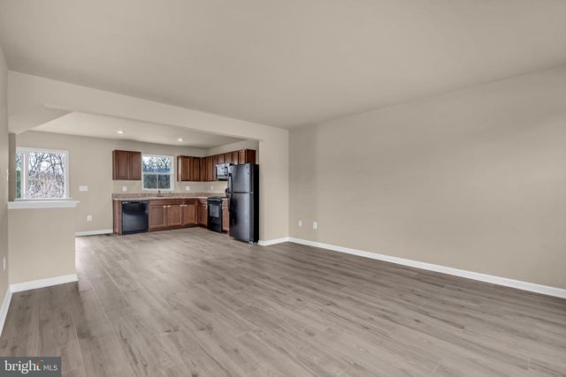 307 WILLIAMS ST, Strasburg, VA 22657