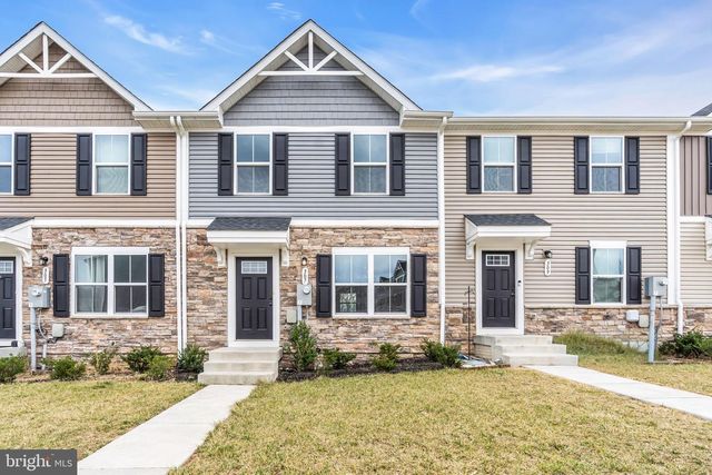 307 WILLIAMS ST, Strasburg, VA 22657