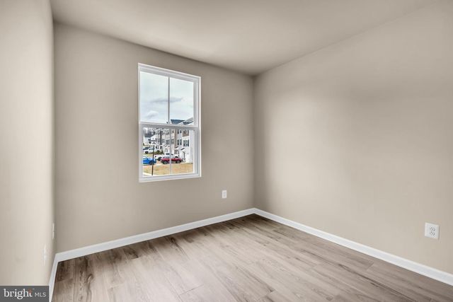 307 WILLIAMS ST, Strasburg, VA 22657