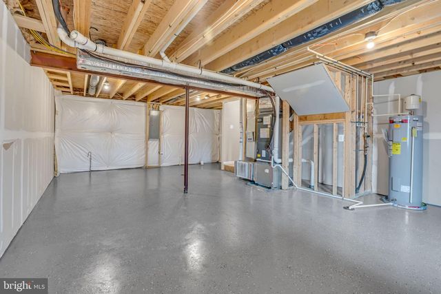 307 WILLIAMS ST, Strasburg, VA 22657