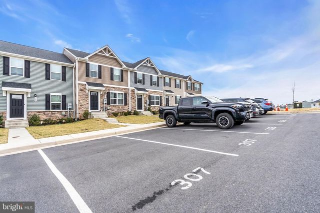 307 WILLIAMS ST, Strasburg, VA 22657