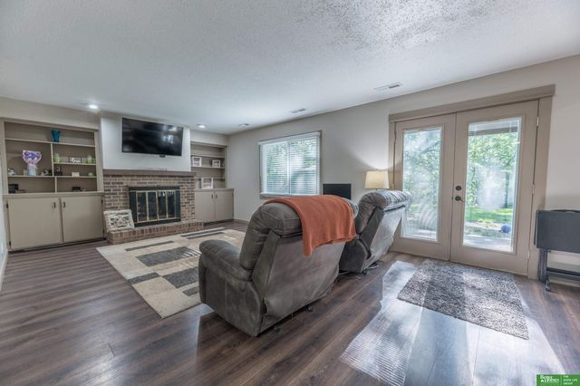 1011 Bluff Street, Bellevue, NE 68005