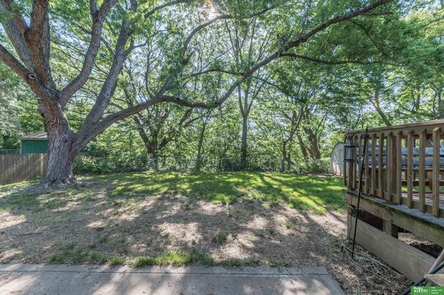 1011 Bluff Street, Bellevue, NE 68005