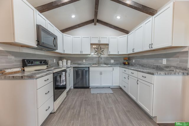 1011 Bluff Street, Bellevue, NE 68005