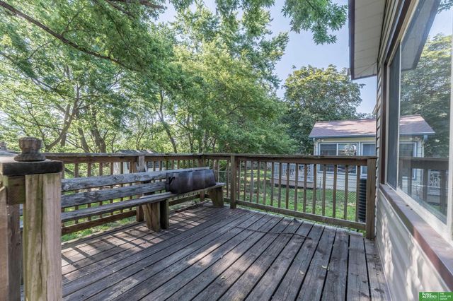 1011 Bluff Street, Bellevue, NE 68005