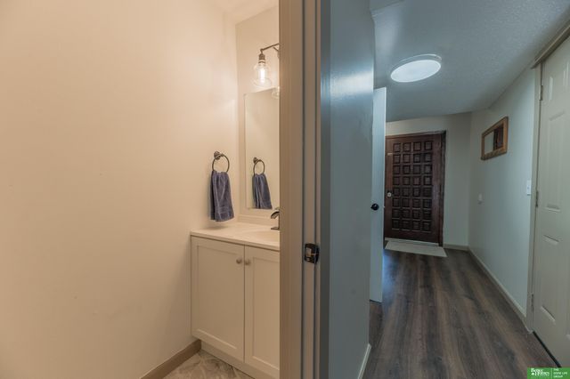 1011 Bluff Street, Bellevue, NE 68005