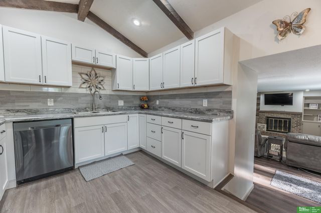 1011 Bluff Street, Bellevue, NE 68005