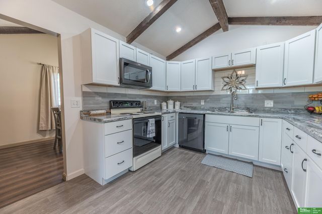 1011 Bluff Street, Bellevue, NE 68005