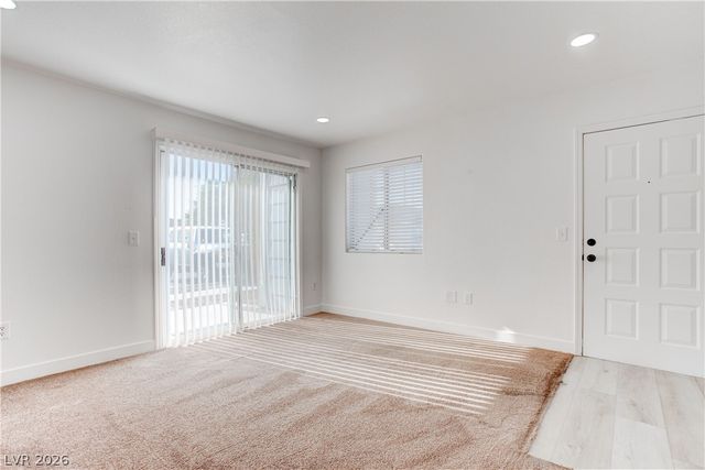 5792 Ambassador Avenue 102, Las Vegas, NV 89122