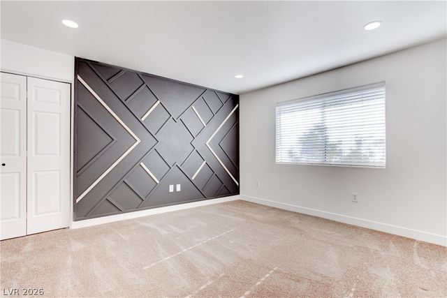 5792 Ambassador Avenue 102, Las Vegas, NV 89122