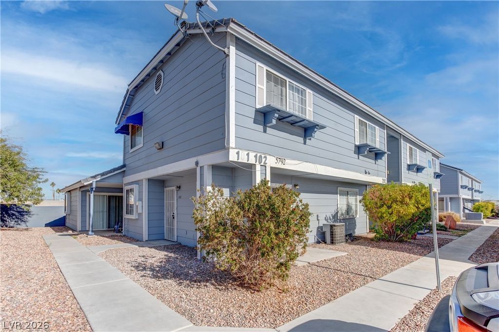 5792 Ambassador Avenue 102, Las Vegas, NV 89122