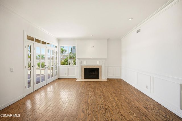 5180 Lafitte Drive, Oak Park, CA 91377