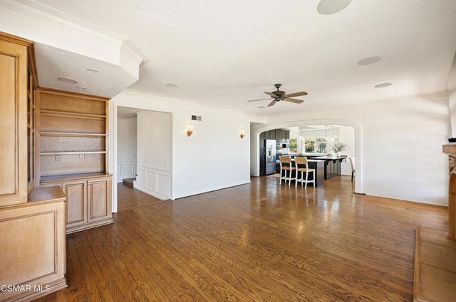 5180 Lafitte Drive, Oak Park, CA 91377