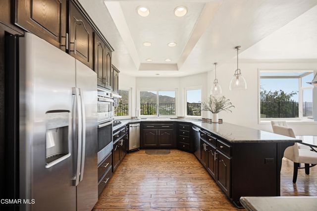 5180 Lafitte Drive, Oak Park, CA 91377