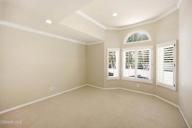 5180 Lafitte Drive, Oak Park, CA 91377