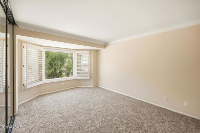 5180 Lafitte Drive, Oak Park, CA 91377