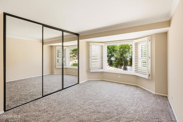 5180 Lafitte Drive, Oak Park, CA 91377