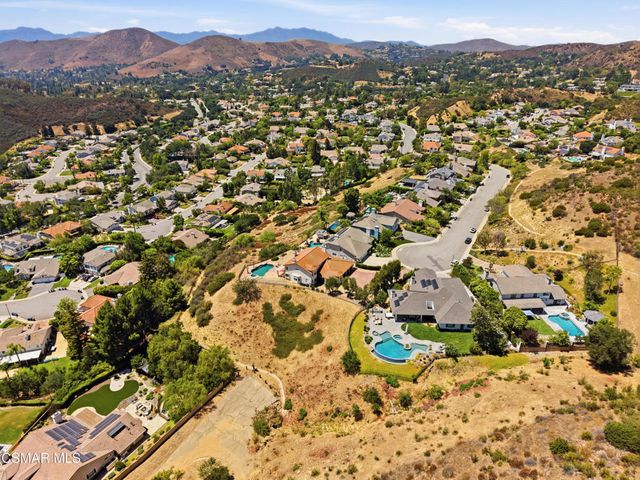 5180 Lafitte Drive, Oak Park, CA 91377