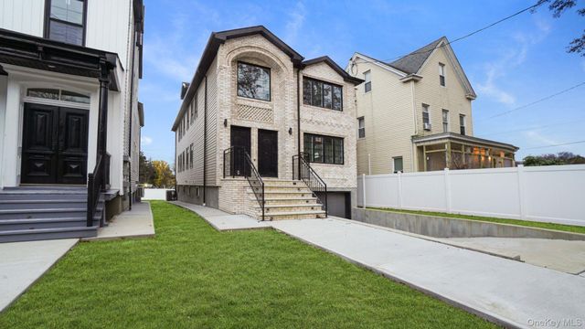 338 E 234th Street, Bronx, NY 10470