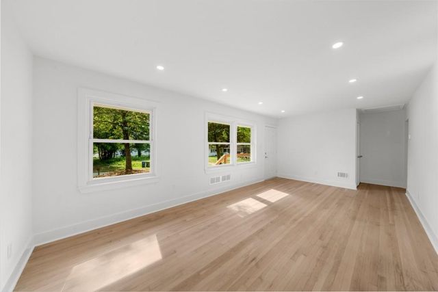 2385 Perkerson SW Road, Atlanta, GA 30315