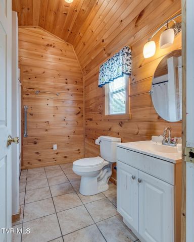 935 Adams Lane, Mooresburg, TN 37811