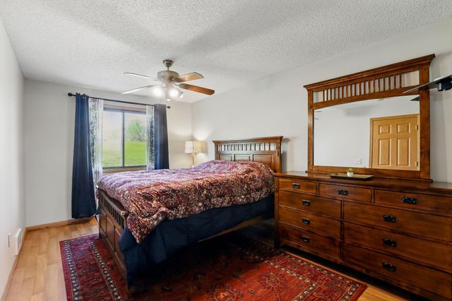 111 96th Lane NE, Blaine, MN 55434